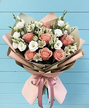 Букет цветов из:  Розы, Альстромерии и Лизиантусы в Пригородном Курской области