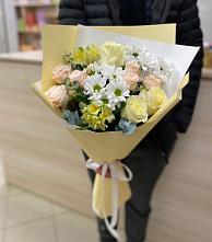 Букет цветов из:  Альстромерии, Розы и Хризантемы в Пригородном Курской области