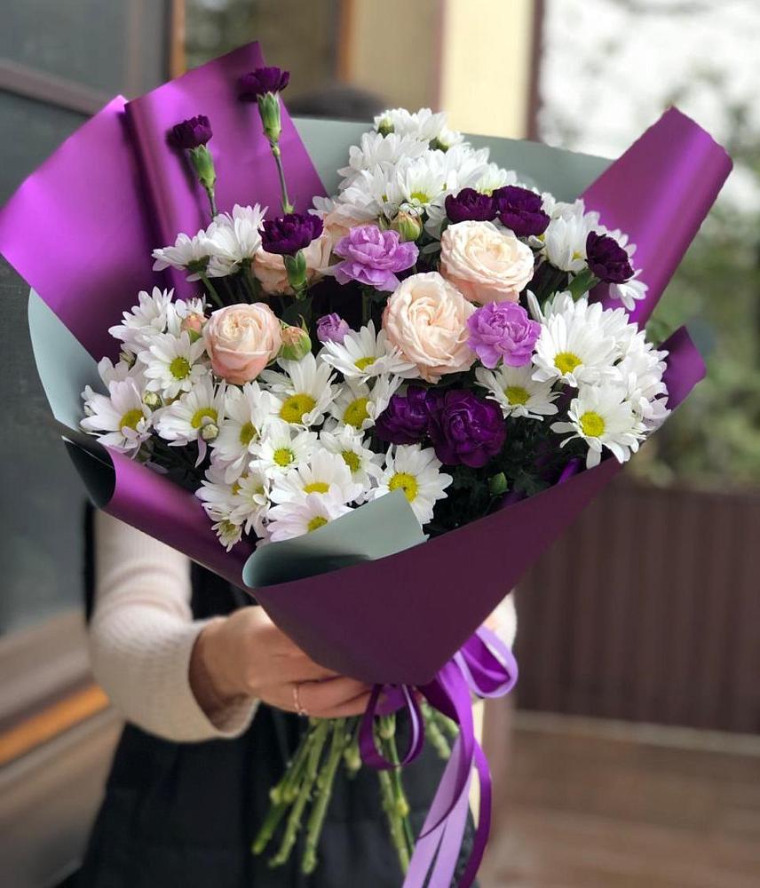 Букет цветов из: Хризантемы, Гвоздики и Розы в Пригородном Курской области