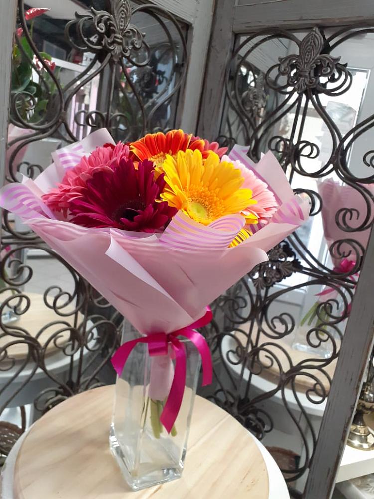 Букет цветов из: Герберы в Пригородном Курской области