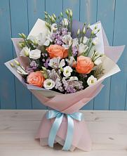 Букет цветов из:  Лизиантусы, Розы, Альстромерии и Гипсофила в Пригородном Курской области