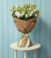 Букет цветов из:  Лизиантусы в Пригородном Курской области