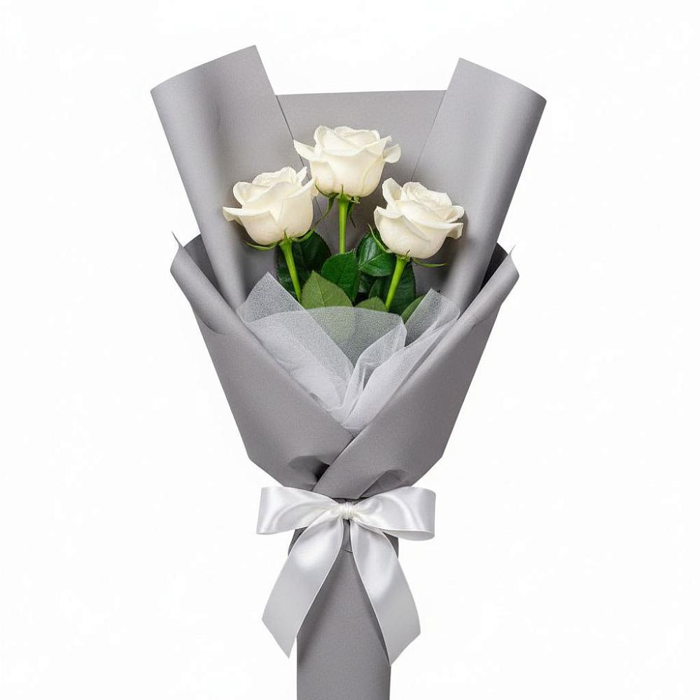 Букет 3 белые розы в Пригородном Курской области