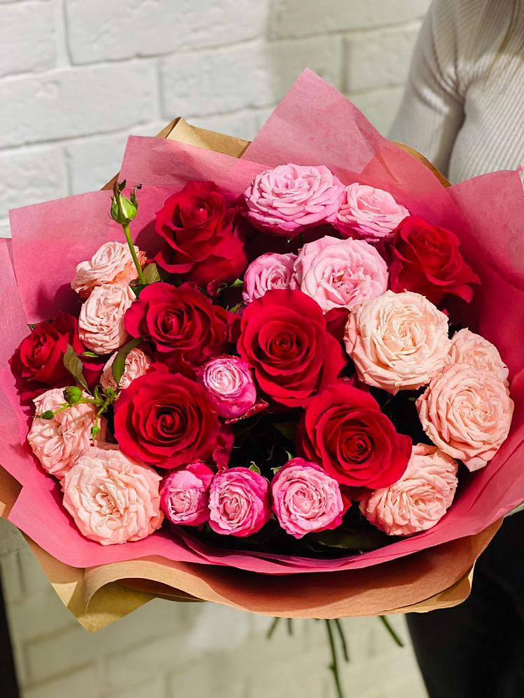 Букет цветов из: Розы в Пригородном Курской области