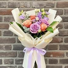 Букет цветов из:  Лизиантусы и Розы #REPLACE_PRED# Пригородном Курской области