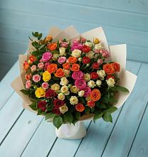 Букет Микс из разноцветных кустовых роз #REPLACE_PRED# Пригородном Курской области