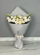 Букет цветов из:  Розы и Лизиантусы в Пригородном Курской области